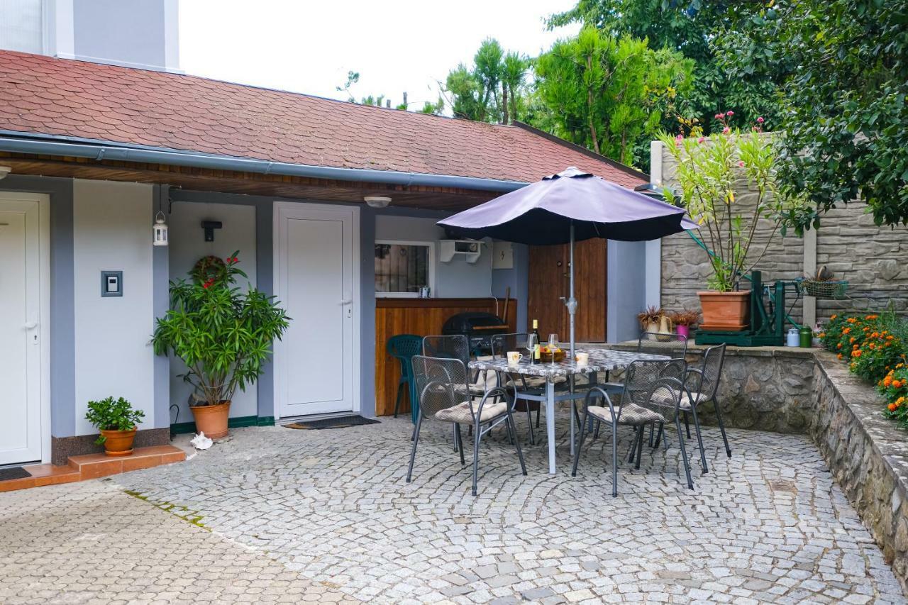 Apartment Livi Mikulov Buitenkant foto
