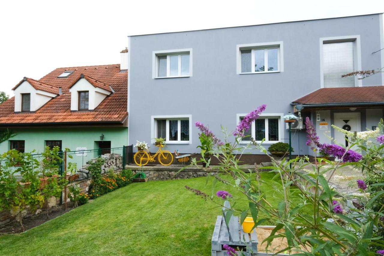 Apartment Livi Mikulov Buitenkant foto
