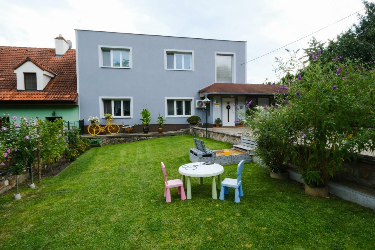 Apartment Livi Mikulov Buitenkant foto